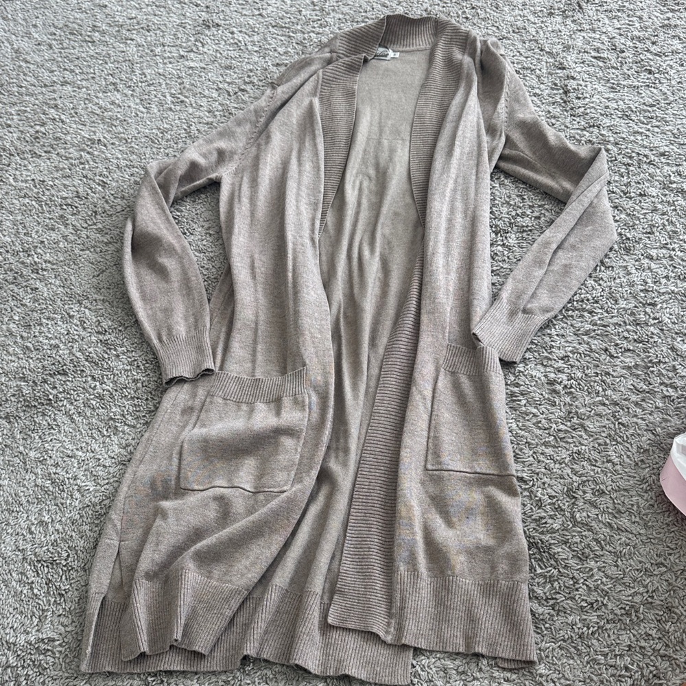 Elegant Tan Women's Sweater Cardigan
